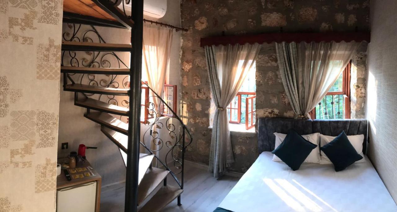 Grand Friends Bed & Breakfast Antalya Ngoại thất bức ảnh